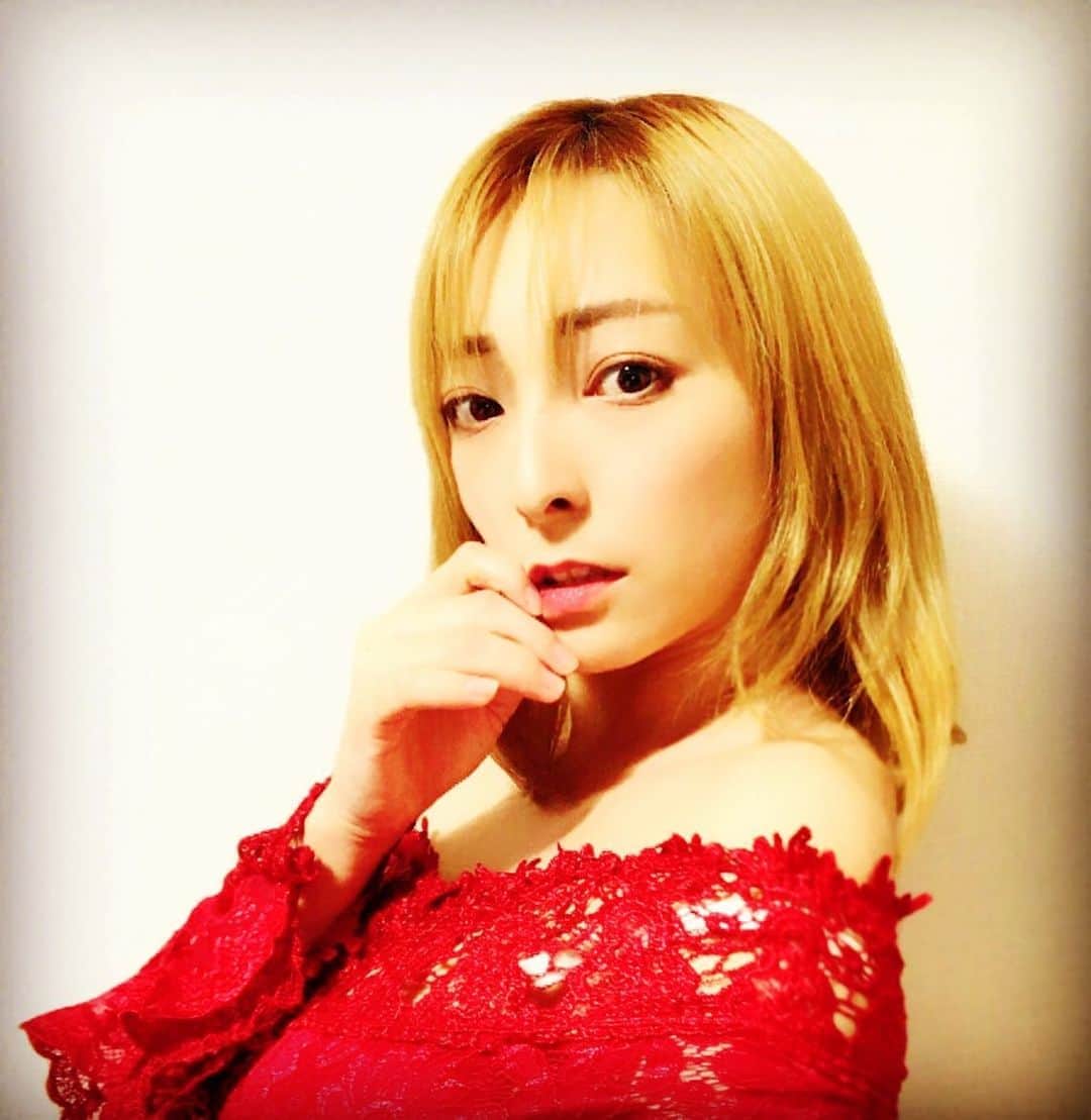 琴乃さんのインスタグラム写真 - (琴乃Instagram)「#xmas #koreangirl #santagirl #event #kotono #琴乃 #selca #selfie #셀카 #샐스타그램」11月20日 16時58分 - realsujeong