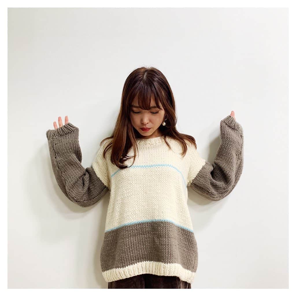 中島早貴さんのインスタグラム写真 - (中島早貴Instagram)「Rakuten LIVE g i®️l s tallk!!! 1.衣装👗 こちらのセーター手編みです！ (私は編んでないよ😂🙏🏻) 今、セーターやカーディガンを手編みできるキットが流行ってるみたい！ 気になる方はタグから飛んでみてねぇ😊✨ - #ガールズトークワン」11月20日 17時40分 - saki__nakajima__uf