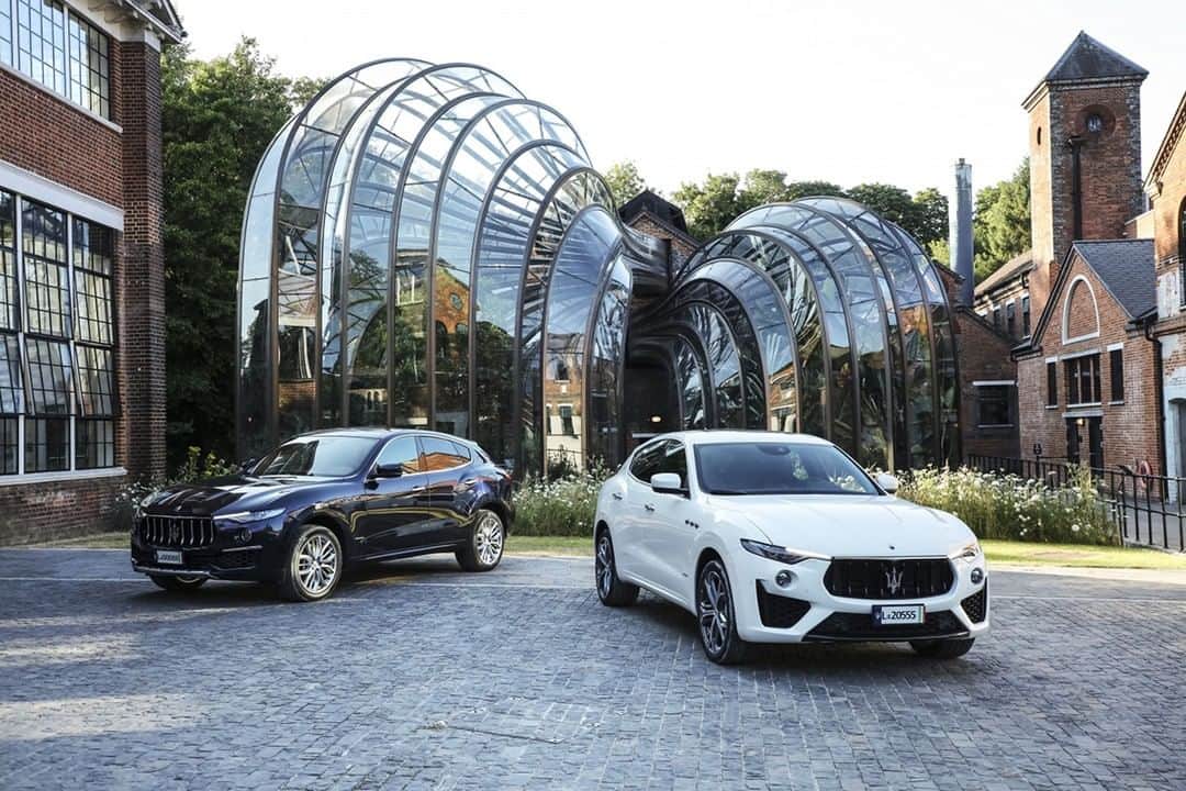 Maserati Japan | マセラティ ジャパンのインスタグラム：「マセラティ仙台では、11月23日（土祝）・24日（日）の二日間、夢メッセみやぎ西館にて認定中古車フェアを開催致します。 昨年も開催し大好評をいただいたこのイベント、今年は昨年を上回る展示台数20台以上の認定中古車を取り揃え、話題のSUVから人気のクーペモデルに至るまで、オールラインアップをご用意。イタリア本社が定めた121項目に及ぶ点検をクリアした、厳選された特別なモデルを展示販売いたします。 この二日間限定の「 特別低金利 」のほかに、「 特別サポートキャンペーン 」もご用意。さらに、人気のマセラティ・オフィシャルグッズショップ「 マセラティ・ストア 」や、マセラティのクオリティをご覧いただける「 Quality of MASERATI ブース 」も登場。ご家族様でお楽しみいただけるイベントです。是非この機会に皆様のご来場を心よりお待ちしております。 【開催概要】  MASERATI Sendai　MASERATI APPROVED Car Collectionin 夢メッセみやぎ 西館  開催日 ： 2019年11月23日（土祝）・24日（日） 開催時間 ：  10：00 ～ 17：00 開催場所 ：  夢メッセみやぎ 西館 【 入場無料 】 〒983-0001 仙台市宮城野区港3丁目1-7  Tel. (022)254-7111 お問合せ： マセラティ 仙台  Tel. 022-374-4907  https://www.facebook.com/maserati.sendai/」