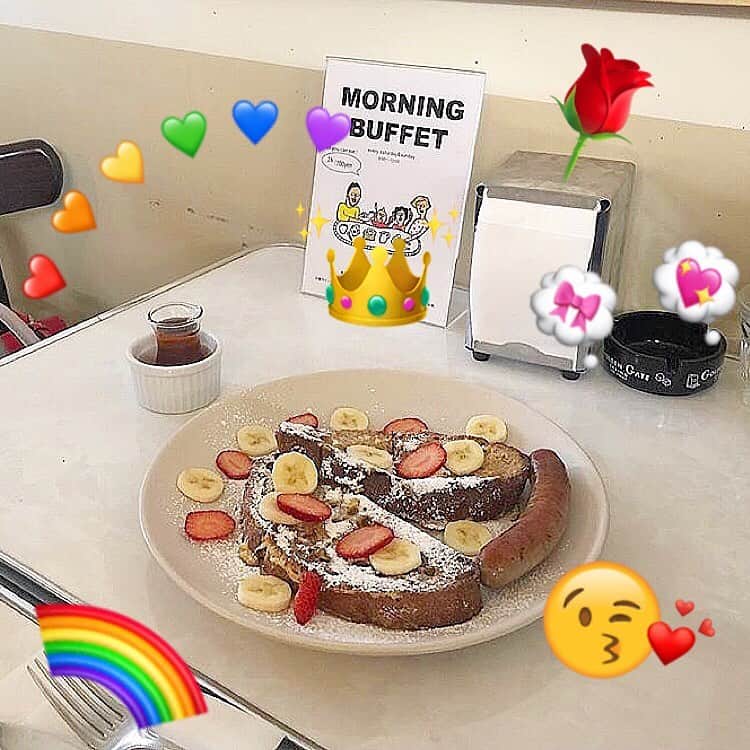 「SNOW」顔認識カメラアプリのグルメインスタ