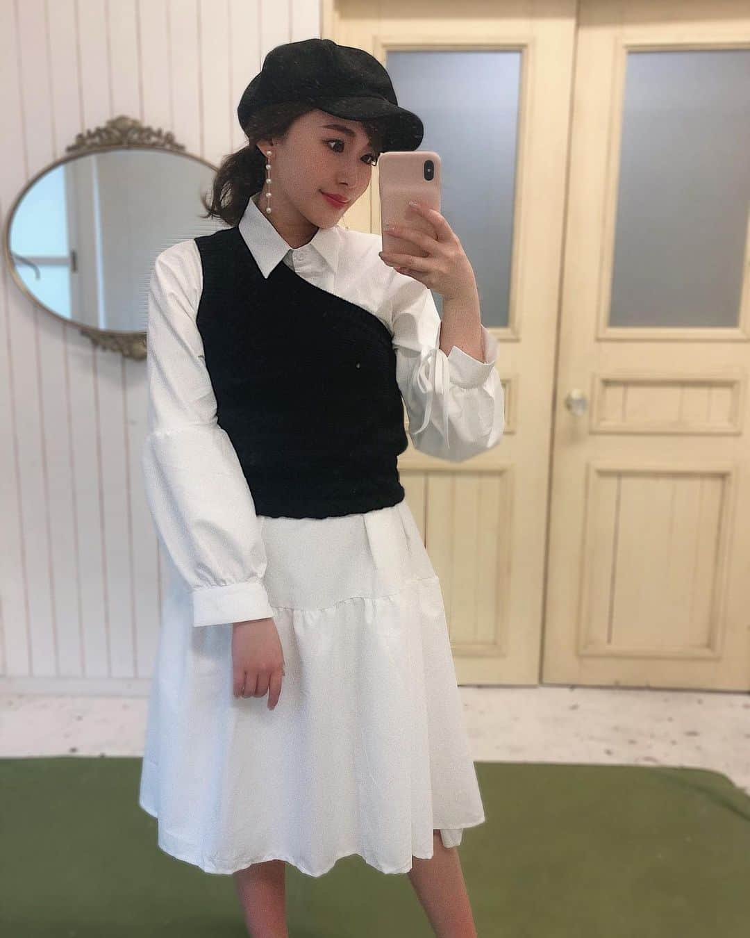 藤川沙弥のインスタグラム：「𓃹 𓂂◌♥﻿ ﻿ 予定よりも巻きで﻿ 仕事終わった日はるんるん♪﻿ ﻿ op…﻿ @7things.official  pierce…﻿ @myfairholiday_official ﻿ ﻿」