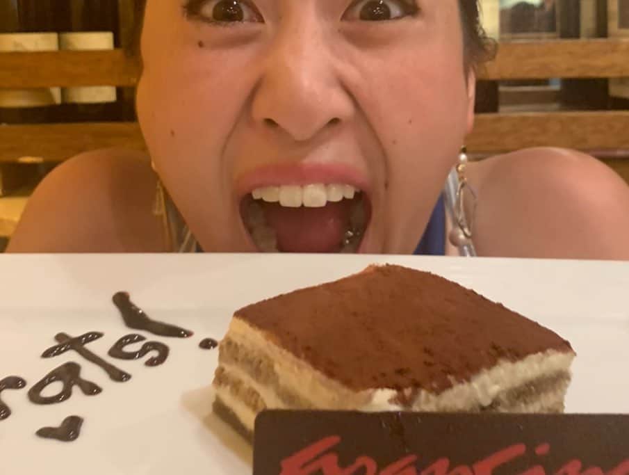 菊池沙都さんのインスタグラム写真 - (菊池沙都Instagram)「Arancino🍝 雲丹パスタが美味しすぎて、もう一回食べたくて、 最終日のディナーでも連れて行ってもらいました。 『今日は何かの記念日ですか？』（英語で） と聞かれ答えると、最後にティラミスくれました🥰💓 雲丹パスタもロブスターのスープも全部美味しかった。 接客も素敵でした🤙🤙🤙❤️ #arancino#アランチーノ #Hawaii#Waikiki#ハワイ#ワイキキ #ハワイグルメ#ハワイご飯#旅行#旅」11月20日 18時55分 - satochin30