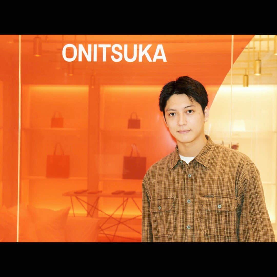 のインスタグラム：「昨日の渋谷PARCO。 たくさんの人がいて圧倒されました。笑 僕はONITSUKAさんの店舗にお邪魔してきたよ！  #THEONITSUKA #ONITSUKA #ジオニツカ」