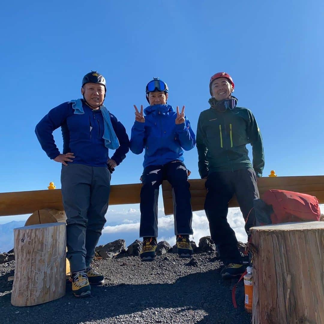 東野幸治さんのインスタグラム写真 - (東野幸治Instagram)「ピークハント東野登山隊がAmazonプライムでやっている！ 吉本さんありがとう！ で近々、第3弾がヒカリTVで配信されるそうです。」11月20日 19時41分 - higashinodesu