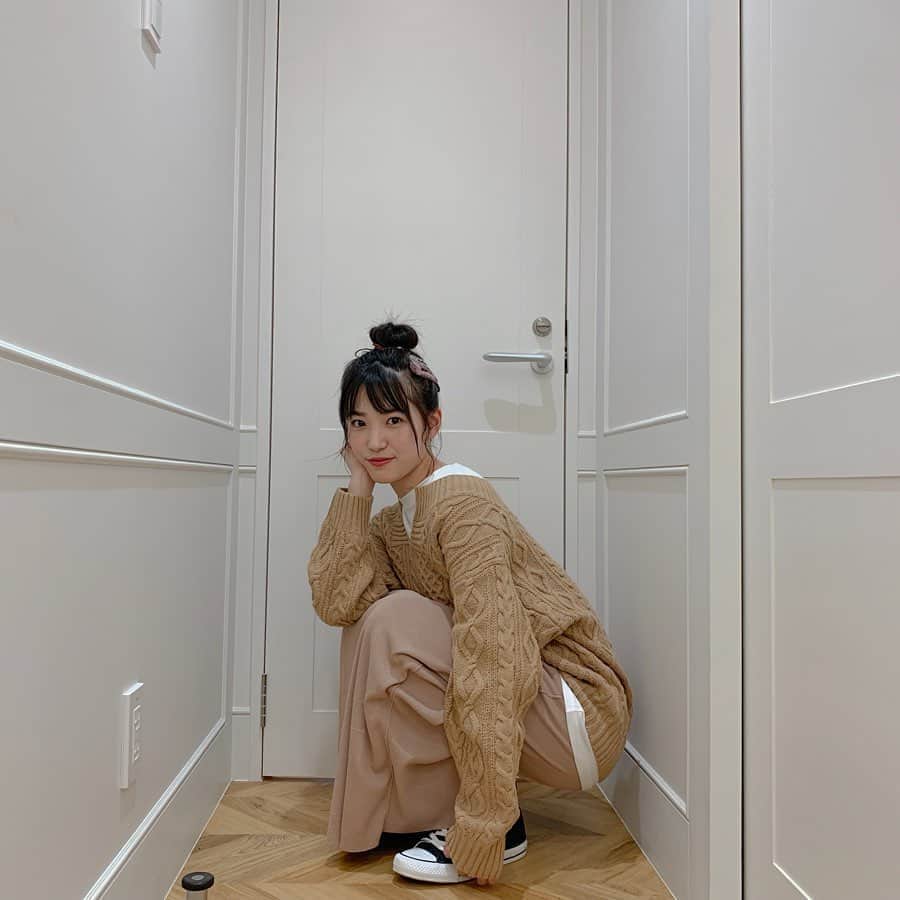 のインスタグラム：「11/20 #オルガン坂生徒会  ありがとうございました🏫  似顔絵勉強になったな♪ 先生が書いてくださった似顔絵は、また後日載せるね😊  #AKB48 #下尾みう #miushitao」
