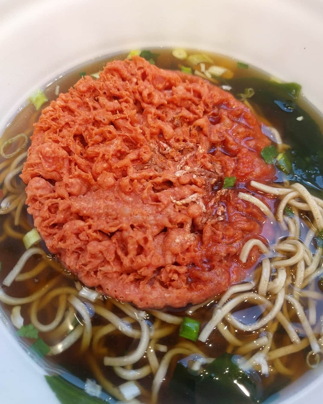 越中睦士さんのインスタグラム写真 - (越中睦士Instagram)「富士そばカップ麺 美味しかった✧  #富士そばカップ麺 　#富士そば」11月20日 20時34分 - makotokoshinaka