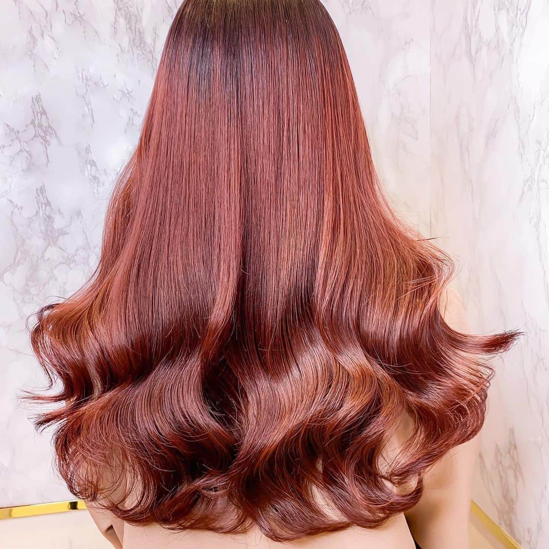 原涼香のインスタグラム：「秋冬人気オルチャンカラー🇰🇷💞 『 Red brown 🌰❤️ 』 こちらは明るめオーダー♡ ㅤㅤㅤㅤㅤㅤㅤㅤㅤㅤㅤㅤㅤ」