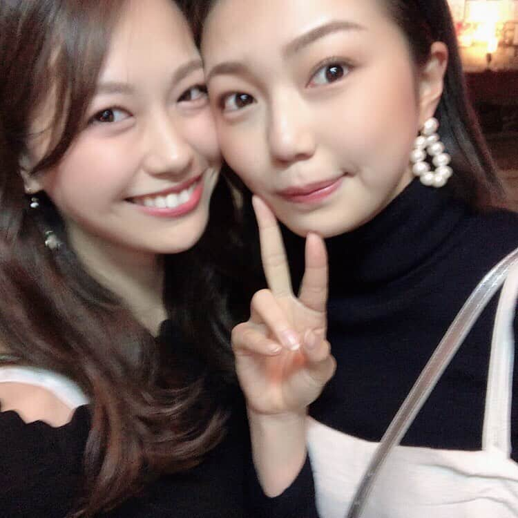 浦郷絵梨佳さんのインスタグラム写真 - (浦郷絵梨佳Instagram)「ｌｏｖｅ な 人 👯‍♀️ . 来月も会える🧡 待ち遠しすぎっ🙈 . #みぶき #っていう #ぶっ飛んだ #天才 #相方 #相棒 #理解者 #とにかく #大好き  #歳下おねぇちゃん 笑」11月20日 21時00分 - urago.erika