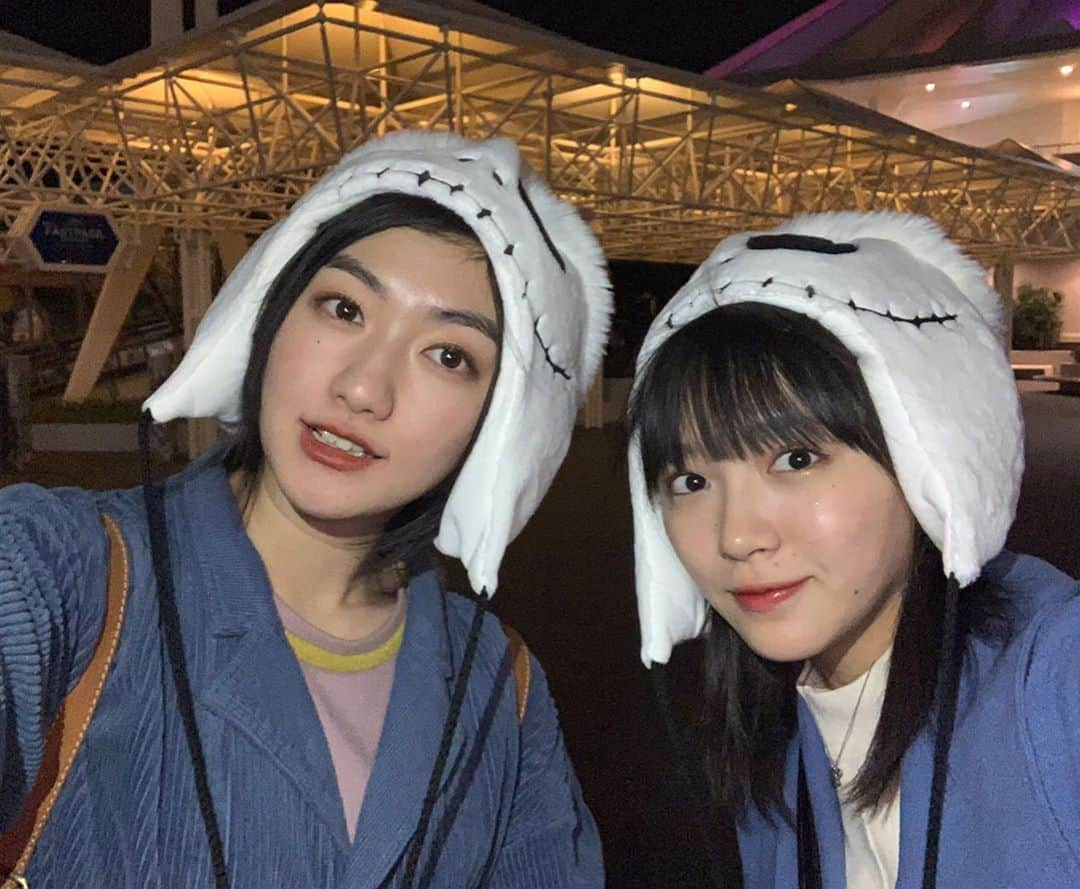 小林歌穂さんのインスタグラム写真 - (小林歌穂Instagram)「りこちゃんと行ってきた！夢の国〜﻿ ﻿ ﻿ #かほりこ#ディズニーランド#あはは」11月20日 21時39分 - kobayashi_kaho_official