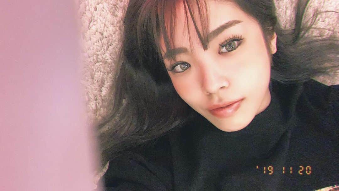 Linaのインスタグラム：「最近お肌の調子が本当にいい感じ♡ @selectclinic でピコレーザートーニングしてもらいました👩🏻‍⚕️. クリニックの皆さん肌綺麗〜✨で行くだけでお肌の意識上がるし、くすみやシミを撃退してくれるからしっかり通う‼︎‼︎‼︎ ありがとうございました♡. . .  #セレクトクリニック #selectclinic #美容外科 #美容皮膚科 #美容クリニック #美肌 #ピコレーザートーニング #mixピーリング」