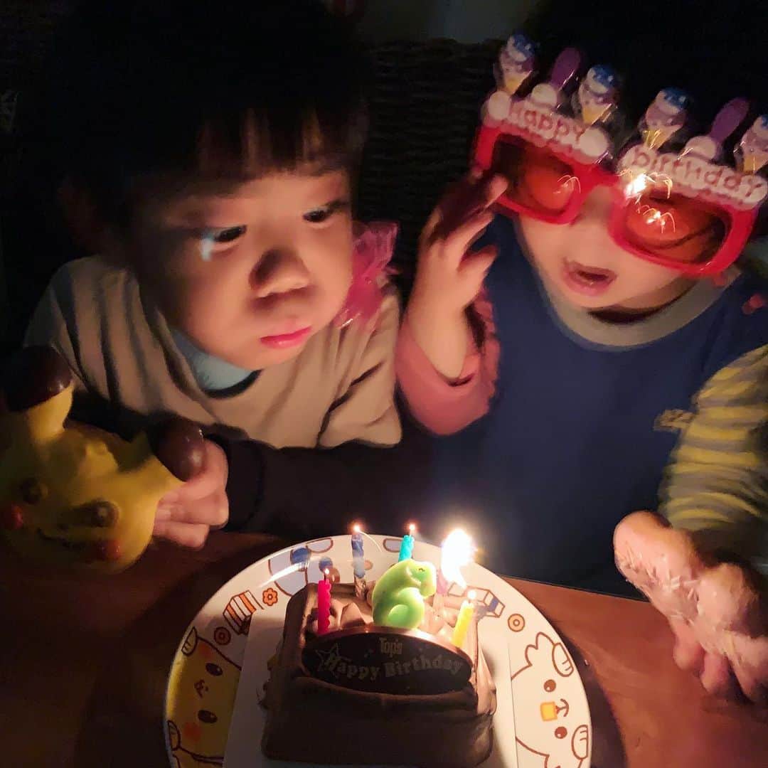 門脇舞以さんのインスタグラム写真 - (門脇舞以Instagram)「✨🍩🎂HAPPY BIRTHDAY🎂🍩✨#6歳0ヶ月 #2歳9ヶ月 #ミスドポケモン」11月20日 22時42分 - kadomaita