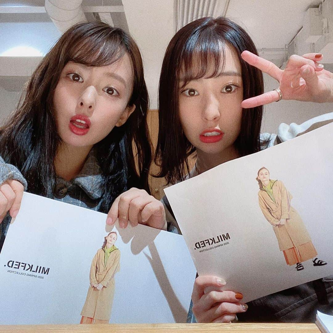 山田菜々さんのインスタグラム写真 - (山田菜々Instagram)「ばたばたっとしてたら...﻿ あら、更新全然できてなかった🥺﻿ ﻿ 今日はちょっとだけ会えたよ🥰✌︎﻿ ﻿ MILKFEDさんの展示会に。﻿ 大阪に住んでた頃は東京にくるたび、﻿ ラフォーレにあるMILKFEDに服買いに行ったな〜☺︎﻿ ﻿ ありがと、れいにゃん😌♡」11月20日 22時40分 - tannana.yamada