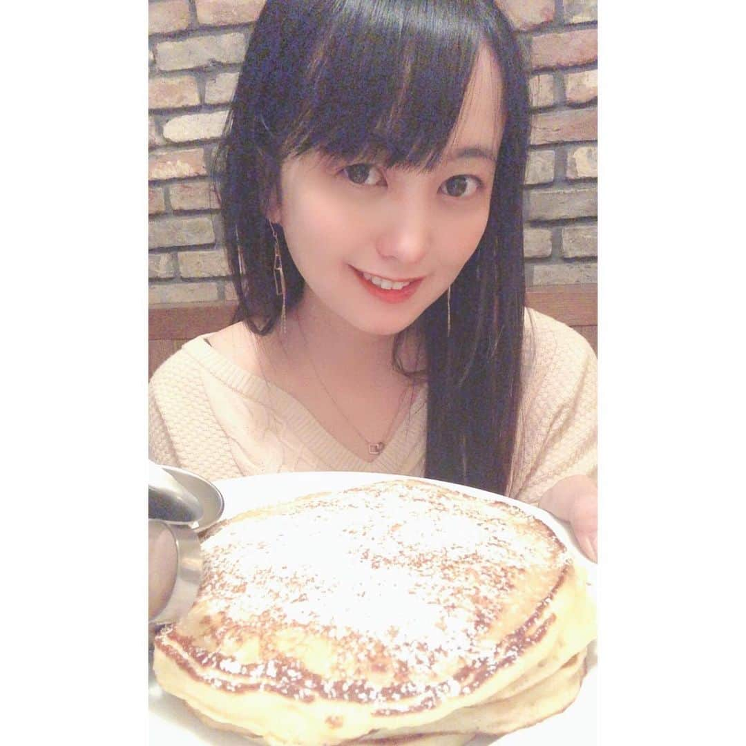 脊山麻理子さんのインスタグラム写真 - (脊山麻理子Instagram)「パンケーキ食べたい？ #buttermilkchannel#cafe#tokyocafe #buttermilkchannelharajuku #バターミルクチャネル #原宿カフェ#表参道カフェ #東京カフェ#原宿ディナー #表参道ディナー #東京ディナー#パンケーキ#チキン #パンケーキ食べたい」11月20日 23時02分 - mariko_seyama_milkpon