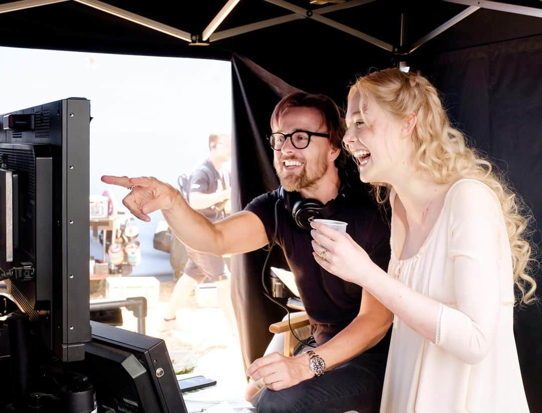 ヨアヒム・ローニングのインスタグラム：「@ellefanning and myself watching a shot on the set of Maleficent: Mistress of Evil 🖤 It’s a surreal feeling to be the very first in the world to see the film like this, either on my monitor or through the viewfinder - before the millions that will see the finished result eventually. It’s been incredible to read all of your comments and experiencing your affection for the movie and the Maleficent universe. Thank you so much for the ride @disneymaleficent Now playing! #maleficent」