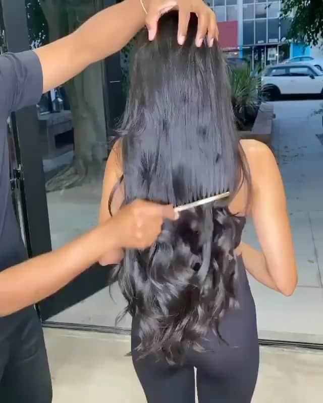BeStylishのインスタグラム：「Yes or No? 🖤✨ Tag friends 👭 _ . . . #hairgoals #bestylish #fashion #hair #makeup #blackhair #hairstyles」