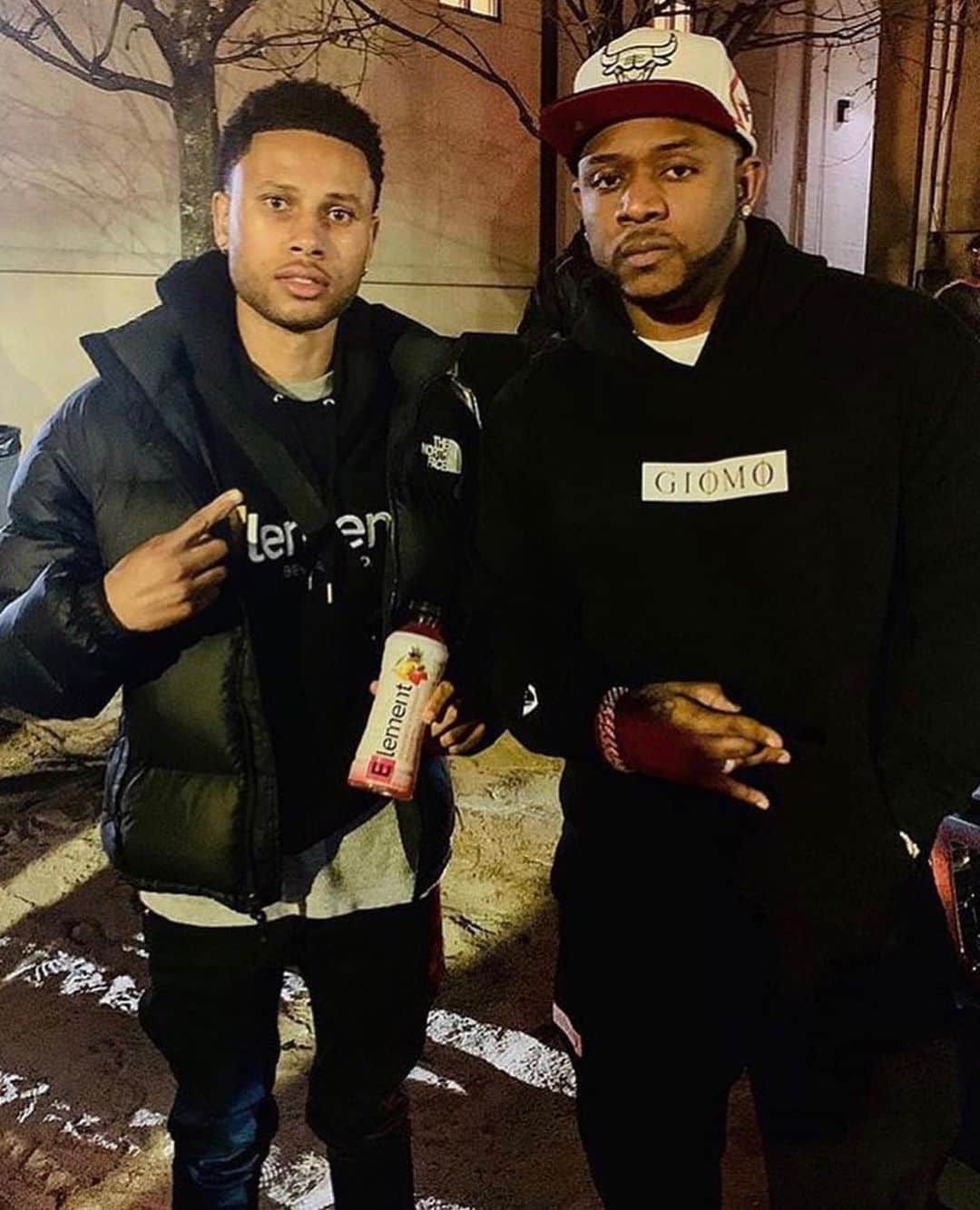 マック・メインのインスタグラム：「Confused about this one.. so much potential and such a great soul. A bright future gone that’ll never come to fruition because of a senseless act of violence. Really at a loss for words. Praying for Devon’s family and friends 🙏🏾 #SleepInParadiseYoungKing #NewOrleansWeGottaDoBetter #Element4Ever」
