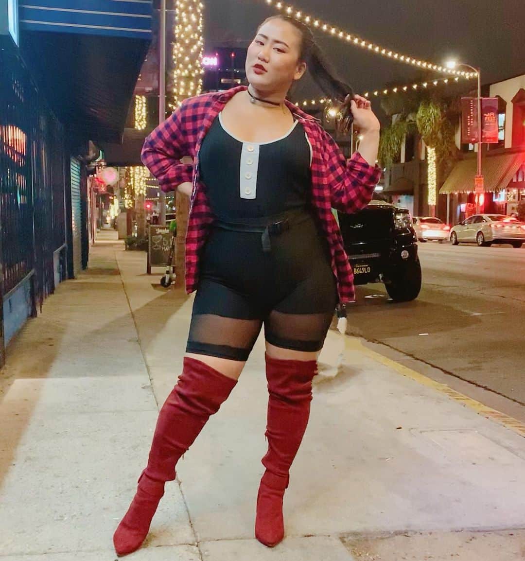 藤井美穂のインスタグラム：「Slay the winter. 👢 @shoedazzle 👚👖 @sheincurve @sheinofficial  #shoedazzlepartner  #SHEIN#SHEINgals#SHEINBlackFriday ●From 11/18 through 12/2, SHEIN is holding its annual Black Friday Sale!」