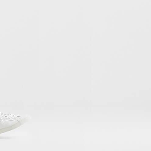mid pressのインスタグラム：「. . .  PLATINUM DISC SPRING COLLECTION 2020  m-i-dよりNEW BRANDがデビュー コンテンポラリースポーツエレガンスをテーマに 大人女性の上質な日常を彩るスタイルを提案します  11/27(wed.)-12/3(tue.) 阪急うめだ本店 4F プロモーションスペース41 2020年春夏コレクションを全国に先駆けて初お披露目！ ここでしかご覧いただけない限定コレクションをお楽しみいただけます  イベント終了後12/4(wed.)からはm-i-d e-shoppingにて展開予定 . . . #platinumdisc  #mid_official」