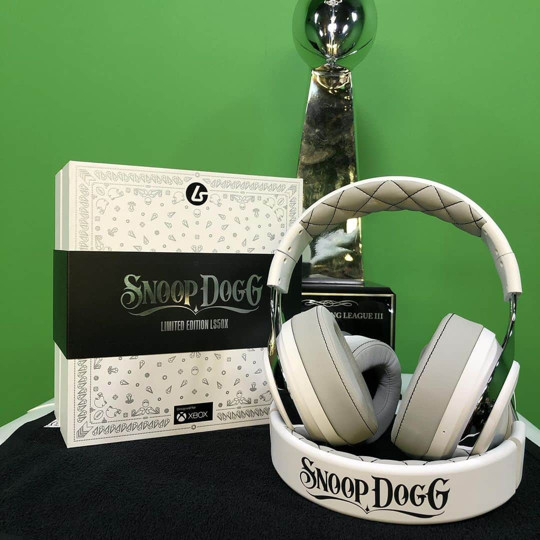 スヌープ・ドッグさんのインスタグラム写真 - (スヌープ・ドッグInstagram)「My limited edition #LS50x @lucidsoundaudio headsets available now at lucidsound.com #snoopdogg #iwannathankme #gamer #ggl #twitch #mixer #facebookgaming #youtube #limitededition #support」11月21日 7時59分 - snoopdogg