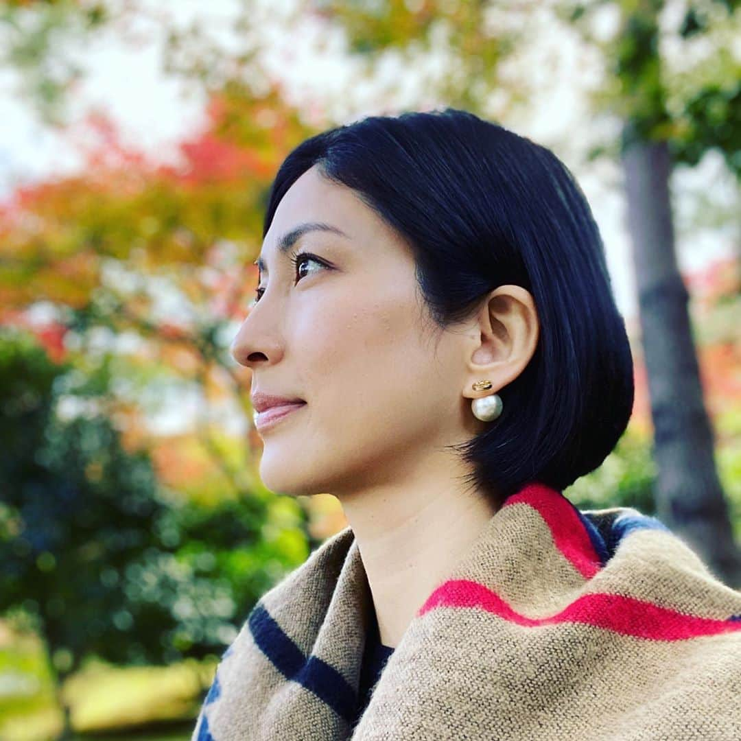 奥田恵梨華さんのインスタグラム写真 - (奥田恵梨華Instagram)「11月24日(日)午後10時〜 BSプレミアム ドラマ 『歪んだ波紋』第4話 奥田出演いたす。 よろしくお願いいたします。  紅葉の綺麗な季節ですね🍁 この写真はドラマとは関係ないっす。 #歪んだ波紋  #BSプレミアム #ドラマ #奥田恵梨華 #告知」11月21日 8時28分 - erikaokuda_official