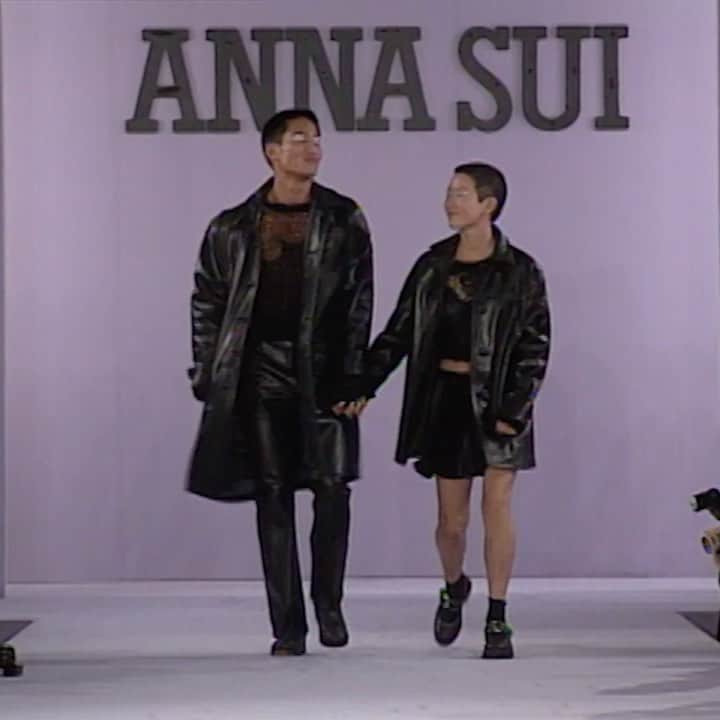 のインスタグラム：「Anna is launching a vintage closet! Shop a curated selection of one of a kind styles available online. Plus more pieces available in our NYC store! Click the link in the bio to explore.」