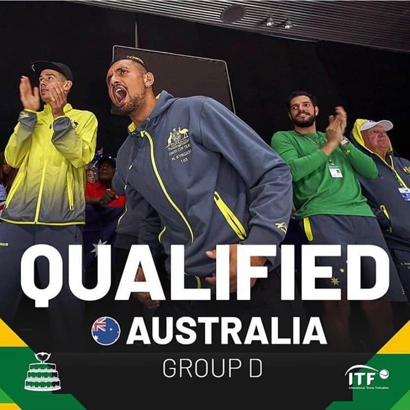 アレックス・デミノーさんのインスタグラム写真 - (アレックス・デミノーInstagram)「And this is what it means 🇦🇺!! Quarters tomoz🔥❄️ let’s get it team!! 😈@aussie_daviscupteam」11月21日 8時54分 - alexdeminaur