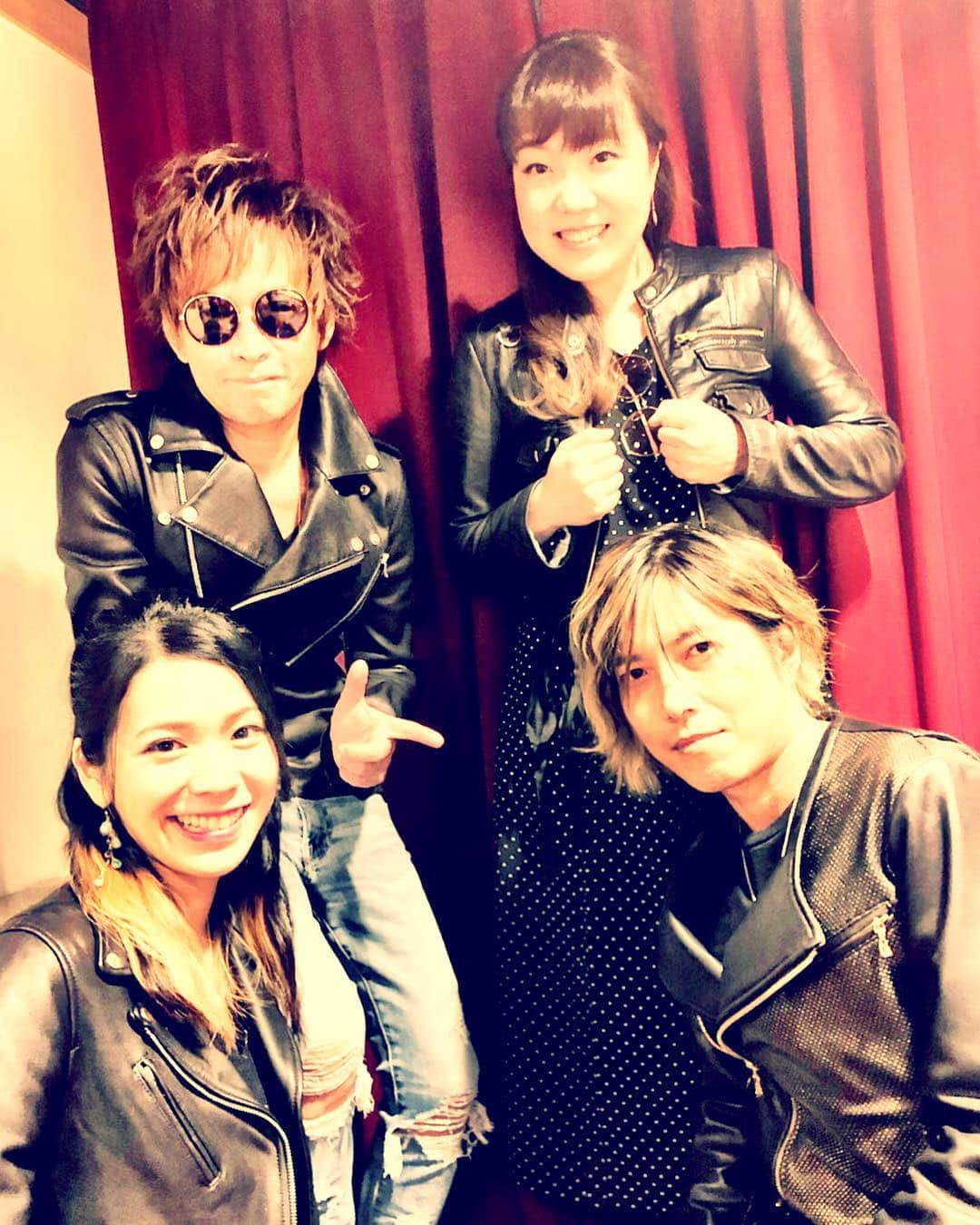 INORANさんのインスタグラム写真 - (INORANInstagram)「Four leather people.... 🤣👍 #billboard #premium #acoustic #INORAN #hiroakihayama @yuiviolin #yumishimazu」11月21日 18時49分 - inoran_official