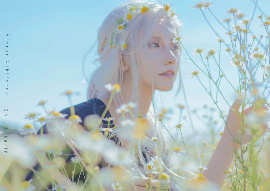ひかりんのインスタグラム：「I can't remember if I posted all these before 🙃 have some young Viktor in flower field🌸🌸🌸 Photo | @meowstars #yurionice  #viktornikiforov #cosplay」