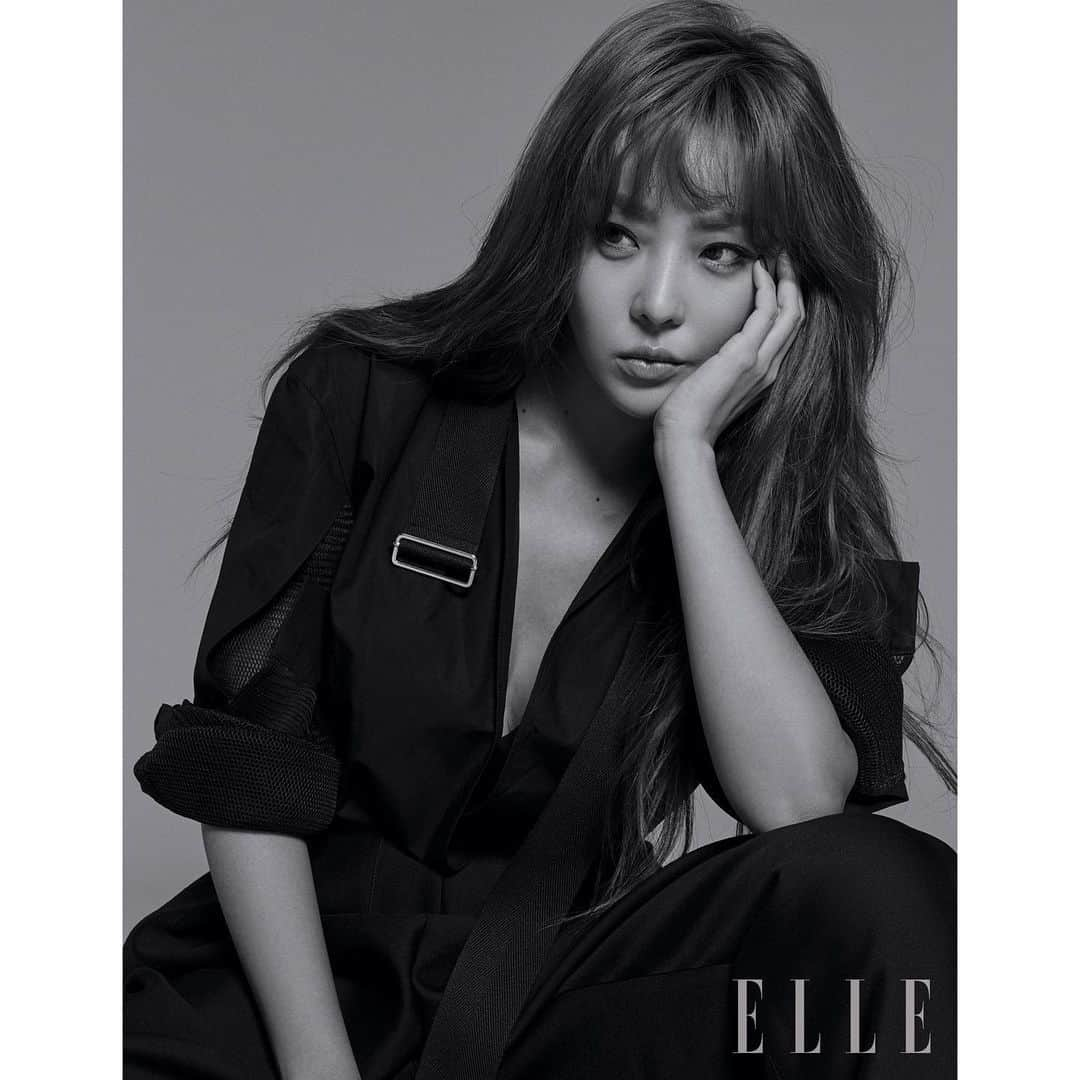 Brown Eyed Girlsさんのインスタグラム写真 - (Brown Eyed GirlsInstagram)「[PHOTO｜Narsha] ELLE KOREA 12월호 ㅤㅤ ㅤ #브라운아이드걸스 #BrownEyedGirls #브아걸 #BG #나르샤 #Narsha #원더우먼 #WonderWoman #엘르 #Elle #엘르코리아 #ElleKorea」11月21日 11時04分 - browneyedgirls_official