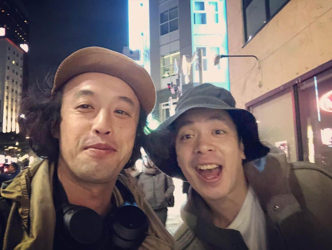 やついいちろうさんのインスタグラム写真 - (やついいちろうInstagram)「昨日は久しぶりに会った友達とご飯を食べた。」11月21日 11時13分 - yatsuiichiro