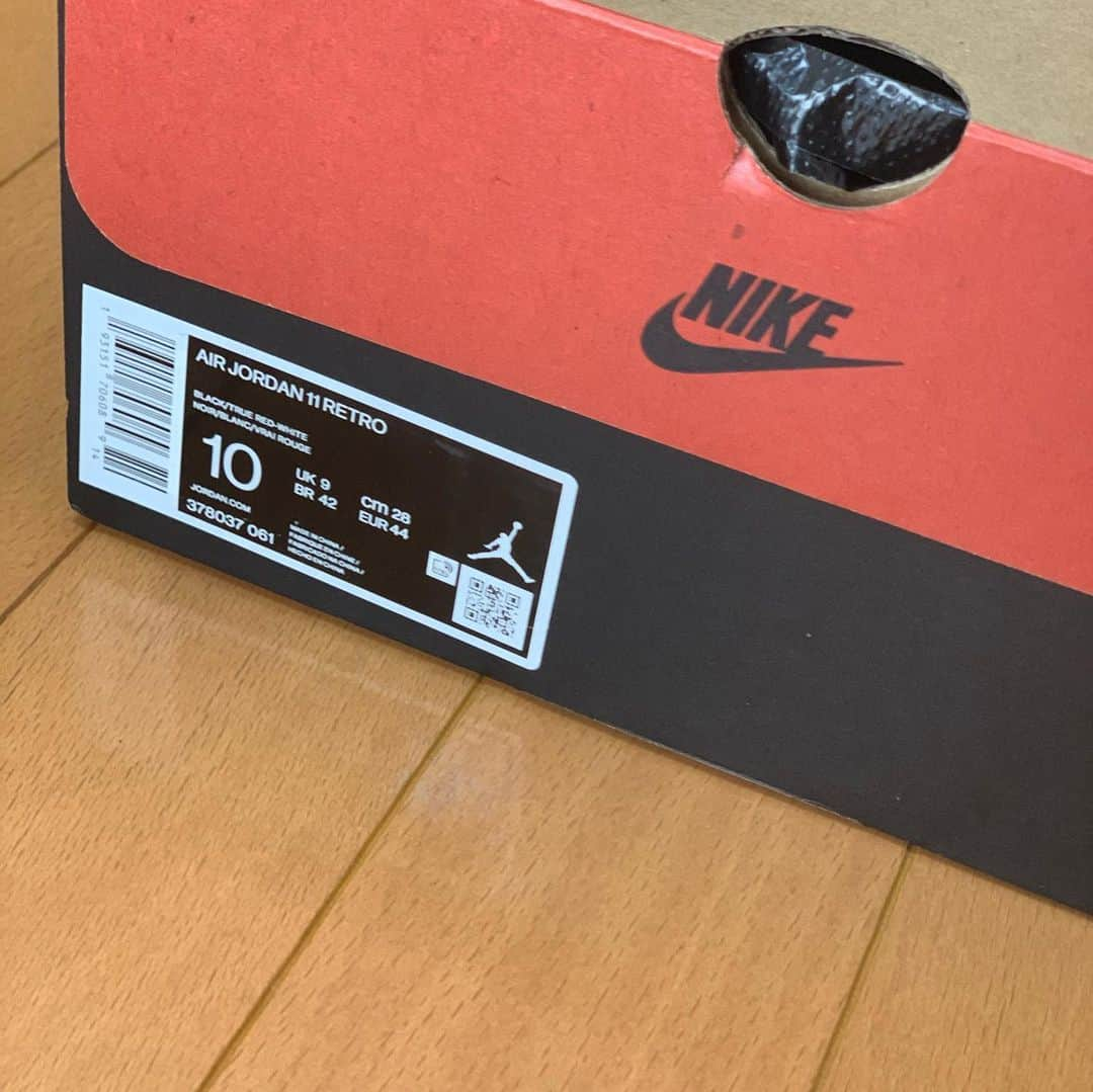 岩本煌史さんのインスタグラム写真 - (岩本煌史Instagram)「got new kicks!! NIKE AIR JORDAN 11 RETRO PLAYOFFS BRED (2019)  #nike #ナイキ #airjordan #airjordan11 #aj11 #airjordan11bred #airjordan11blackred  #bred #snkrs #prowrestler #プロレスラー #三重県 #桑名市 #出身 #岩本煌史 #sneaker #スニーカー #スニーカーヘッズ #スニーカー大好き #足元倶楽部 #キモ撮り」11月21日 12時37分 - koji_iwamoto