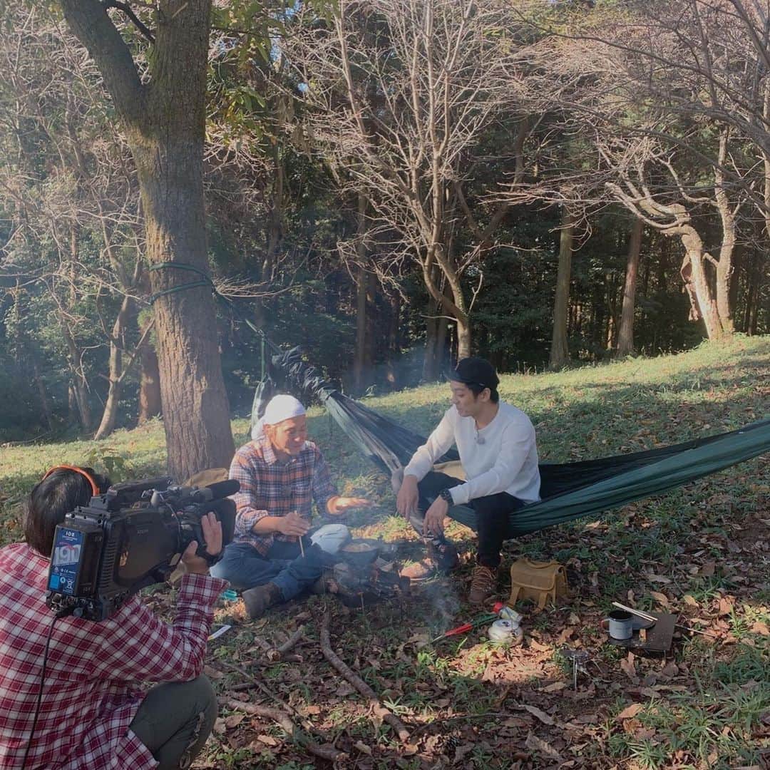 ヒロシさんのインスタグラム写真 - (ヒロシInstagram)「4日間の熊本で仕事終了。  さて、東京に戻って京都でのライブに向けての準備じゃ！  #ヒロシちゃんねる #もっこすファイヤー  #とろサーモン #5チャンネル #KAB #はちゃめちゃ狂  #かまいたち  #デカメロン  #京都voxhall」11月21日 13時54分 - hiroshidesu.official