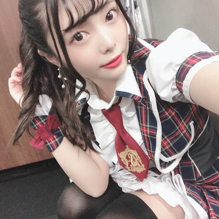 さきすたぐらむさんのインスタグラム写真 - (さきすたぐらむInstagram)「‎⑅⃝ 定期ラストThanks!!♡♡ちとブレた . . #idol #daily #followme #Japanesegirl #fashion #댓글 #팔로우 #일상 #일상스타그램 #사진스타그램 #일본인 #일본 #얼스타그램#데일리 #아이돌  #アキバ制服 #アイドル #メイド #ニーハイ #コスプレ #ニーハイソックス #秋葉原 #衣装 #制服 #アイドル衣装  #アキバ #バクステ#体育座り #ポニーテール #아키하바라」11月21日 15時39分 - saki_kakaka