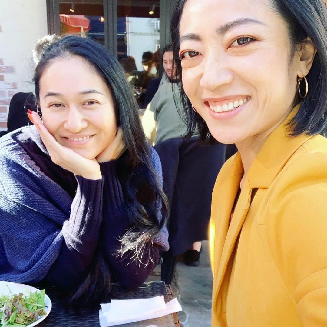 Taeko Mitamura - 三田村妙子さんのインスタグラム写真 - (Taeko Mitamura - 三田村妙子Instagram)「お散歩ランチ🍴 @nourah_dance #friends  #テラス #ガルエデン #yummy  #お花屋さん @fuga_tokyo」11月21日 15時58分 - taeko_mitamura