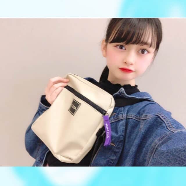 ニコ☆プチのインスタグラム：「🌈 #プチモのふろくの使い方 🌈﻿ ﻿ ﻿ 15人目はユナ！！！﻿ ﻿ 🎮ユナより🎮﻿ ゆなはSwitchライトとカセットを入れてるよ‪!!!!﻿ スイッチライトは誕生日に買ってもらったよ♡٩(ˊᗜˋ*)و♪﻿ ゲーム専用バッグになってる(笑)﻿ この日の私服はロングスカートで少し大人っぽい感じにしてみたよ♡付録のアルジーショルダーバッグを合わせて少しカジュアルな感じに(｡•᎑•｡)♡♡かわいいよねー♬︎♡﻿ みんなは何を入れてるのかなー?!教えてね⤴︎⤴︎⤴︎﻿ ﻿ ﻿ ﻿ #ニコプチ﻿ #ニコプチふろく﻿ #高比良由菜﻿ #ユナ﻿ #ふろく﻿ #アルジー﻿ #ショルダーバッグ﻿ #ニコプチふろくのある生活﻿」