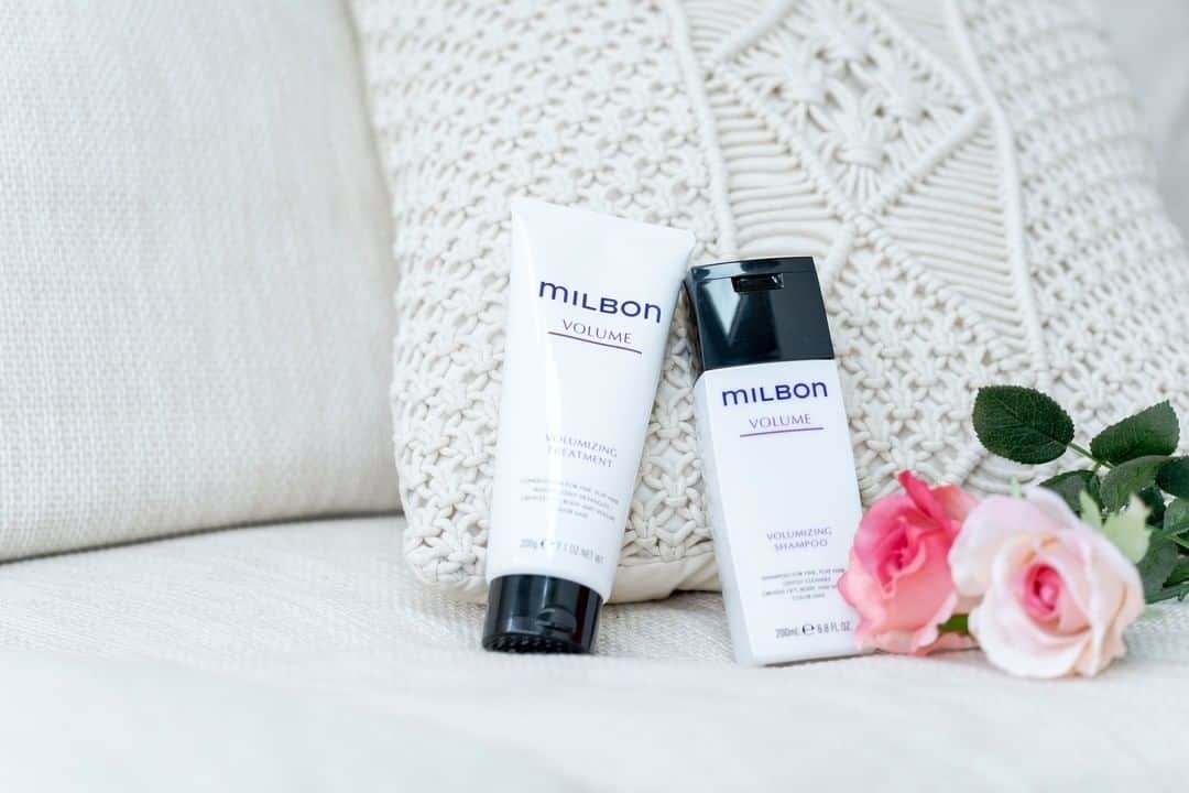 "milbon"（ミルボン）さんのインスタグラム写真 - ("milbon"（ミルボン）Instagram)「“Volume” Series is a recommendation for those whose hair roots are flat and want more hair volume. It acts as cuticle and makes hair fluffy. The fragrance of freesia reminds you of the flower's vital power and also helps you relax💐 ＝＝＝＝＝＝＝＝＝＝ Milbon official account. WE provide worldwide stylist-trusted hair products. On this account, we share how stylists around the world use Milbon products. Check out their amazing techniques! ＝＝＝＝＝＝＝＝＝＝ #milbon #globalmilbon #milbonproducts #hairdesign #haircut #haircare #hairstyle #hairarrange #haircolor #hairproduct #hairsalon #beautysalon #hairdesigner #hairstylist #hairartist #hairgoals #hairproductjunkie #hairtransformation #hairart #hairideas #beauty #shampoo #hairtreatment#beautifulhair #volume #volumehair」11月21日 18時00分 - milbon_gm