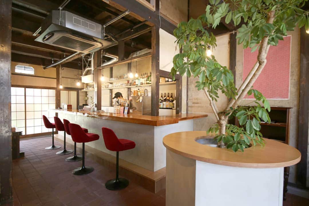 HereNowのグルメインスタ