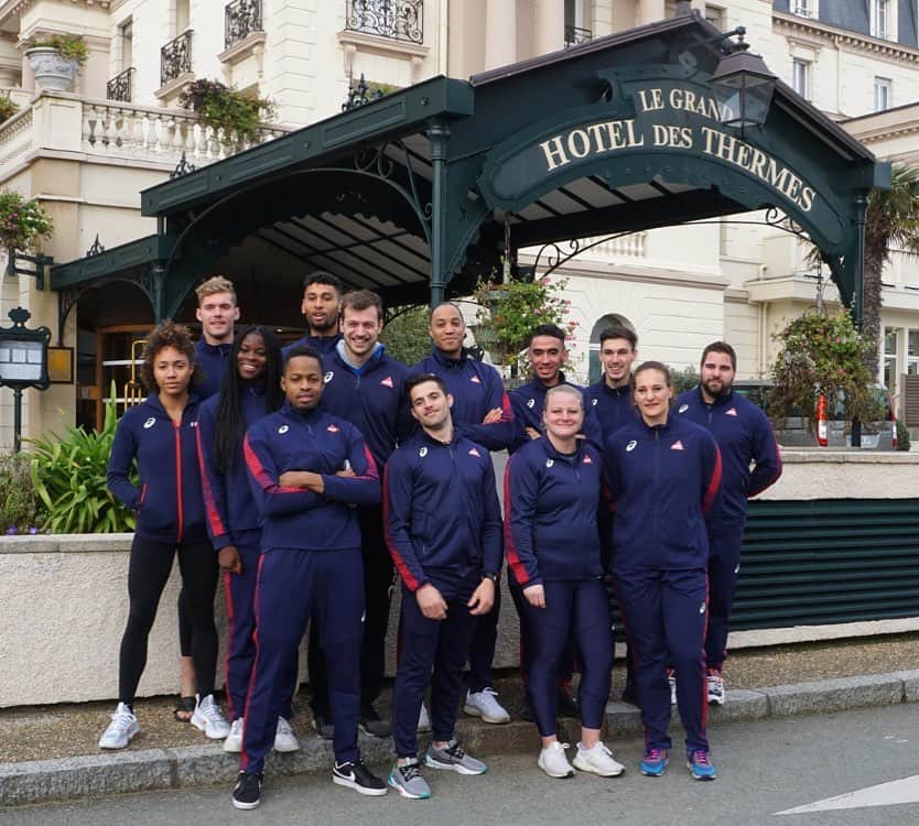 クリストフ・ルメートルのインスタグラム：「Fin du stage de saint Malo avec l’équipe de France @ffathletisme. Ces trois jours étaient centrés sur les bilans et tests médicaux obligatoires, mais aussi sur la régénération grâce aux soins des @thermesmarins_saintmalo qui ont été bien utiles après les séances d’entraînements au stade de Marville. #asics #stage #equipedefrance #athletisme 📸 Jean-Marie Hervio/KMSP」