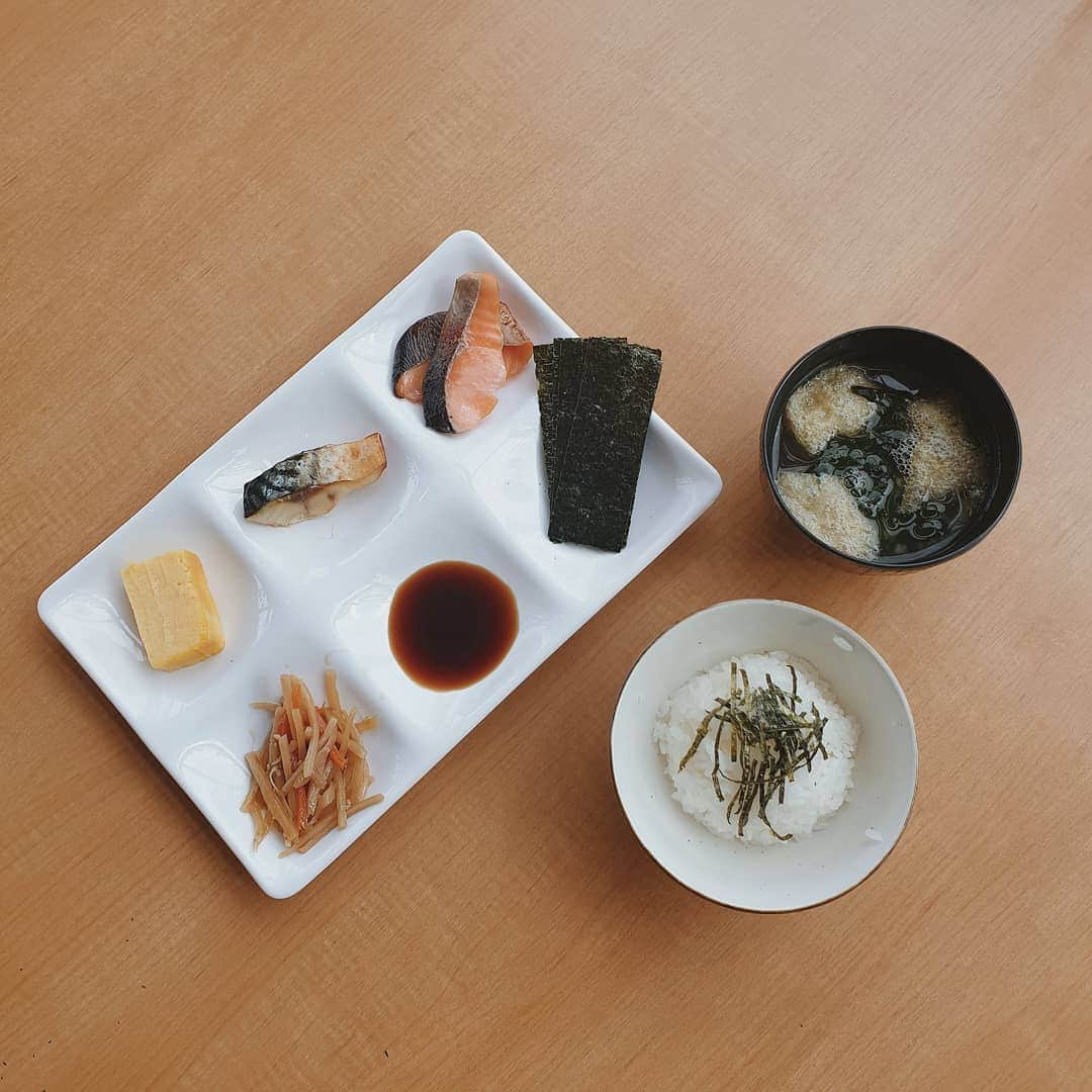 エリッサ・ヤマダのインスタグラム：「comfort food (´ω｀*)」