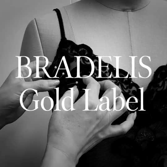 BradelisNewYork/ブラデリスニューヨークのインスタグラム：「. 熟練の職人の手で1枚1枚丁寧に仕上げられたスリップは存在自体が美しい。 眺めるだけでもうっとりするような、ハイクオリティコレクション。 しかし、あなたがまとうことでより輝きを増します。  BRADELIS Gold Label -Masquerade- . . .」