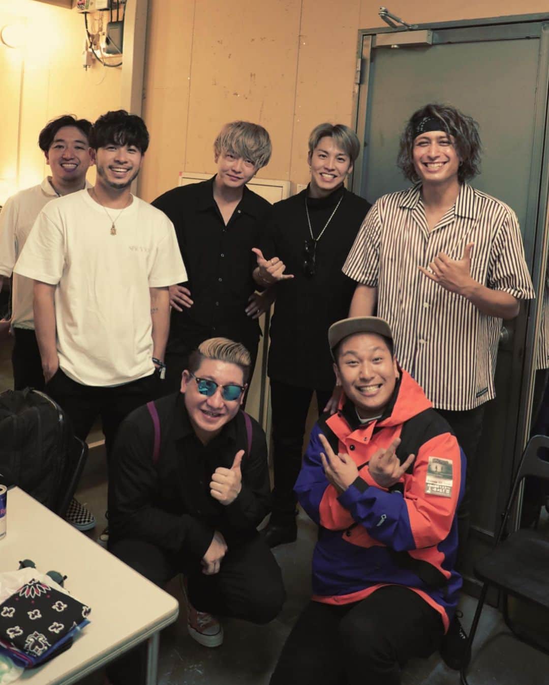 KENNY（吉原健司）さんのインスタグラム写真 - (KENNY（吉原健司）Instagram)「Back Stage After Show... Thank you friends!!! #rampage#berrygoodman#浦和レッズ」11月21日 20時45分 - kenny_yoshihara