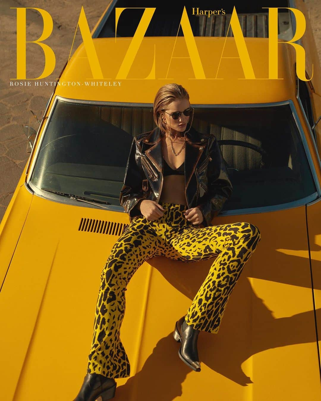 ロージー・ハンティントン＝ホワイトリーさんのインスタグラム写真 - (ロージー・ハンティントン＝ホワイトリーInstagram)「Cover story for @harpersbazaargreece 🖤 thank you to the fab team. Xx」11月21日 21時30分 - rosiehw