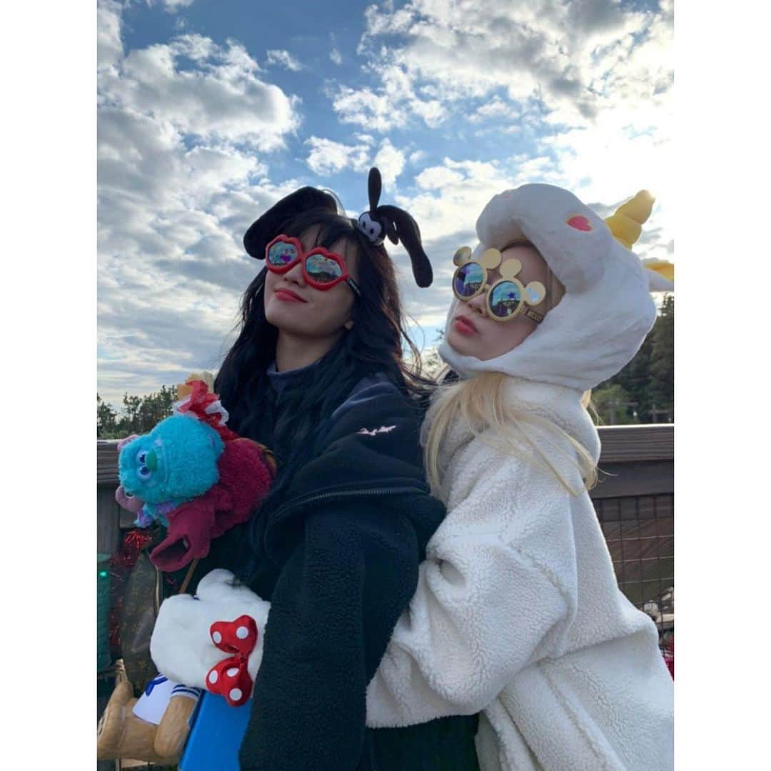 TWICEさんのインスタグラム写真 - (TWICEInstagram)「DisneySea#&TWICE(🍑)...1」11月21日 21時31分 - twicetagram