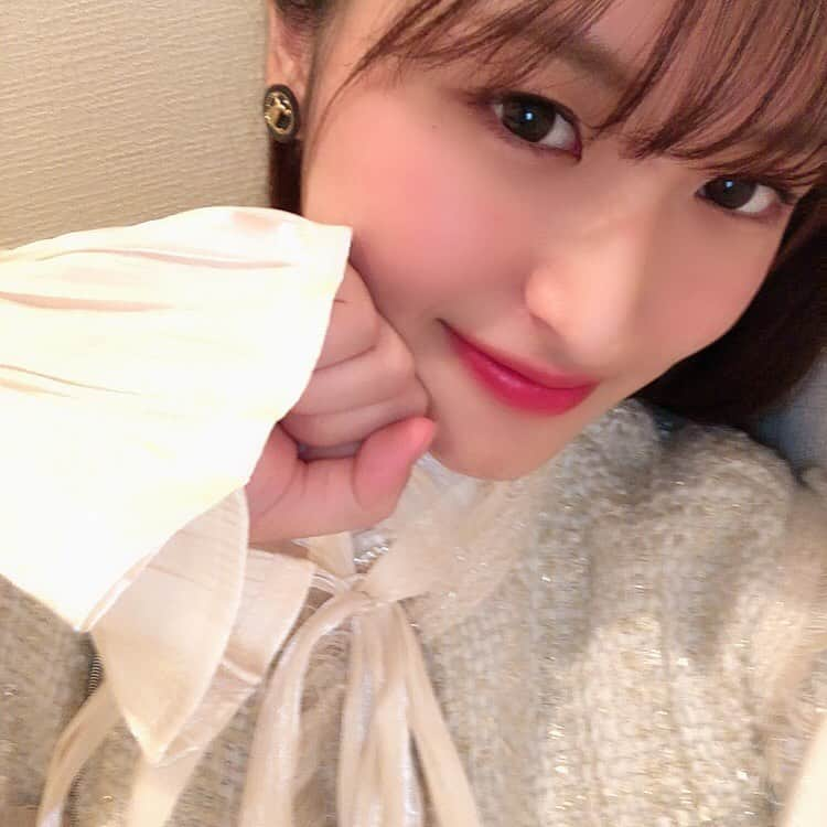 渡邊菜々さんのインスタグラム写真 - (渡邊菜々Instagram)「・ 可愛い洋服見つけた👀💕 友達がめっちゃ写真撮ってくれた😂😂笑 @mmk_2027  いつもありがとう🙇‍♂️ ・ #福岡#fukuoka#韓国#korea #韓国ファッション#韓国🇰🇷 #🇰🇷 #渡邊菜々#わたなな#🌻 #わたななのふく」11月21日 21時40分 - watanana1225