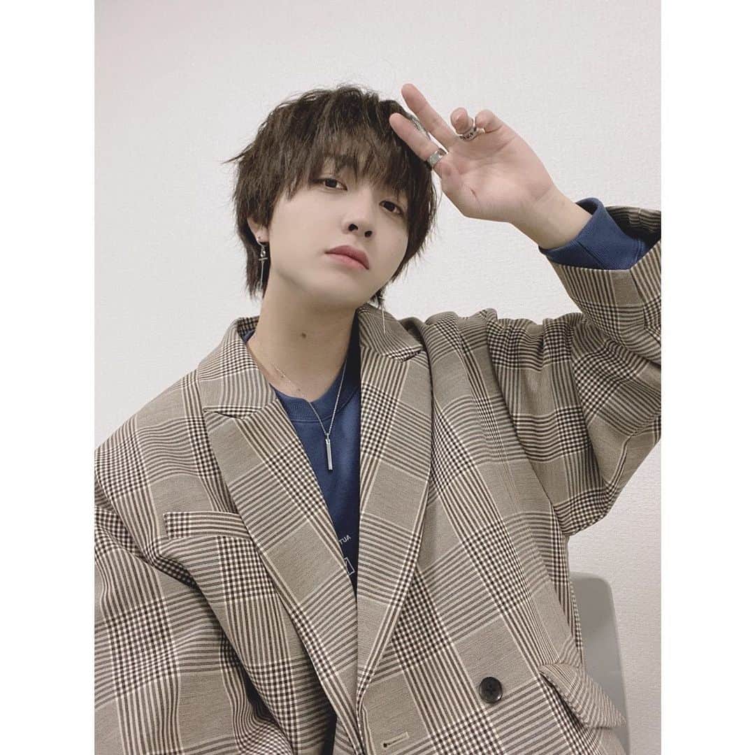 HIROTOのインスタグラム：「#ivvy #hiroto #today #code #fashion #photo #jpn #artist #me #l4l #팔로우 #instagram #instagood #instasize」