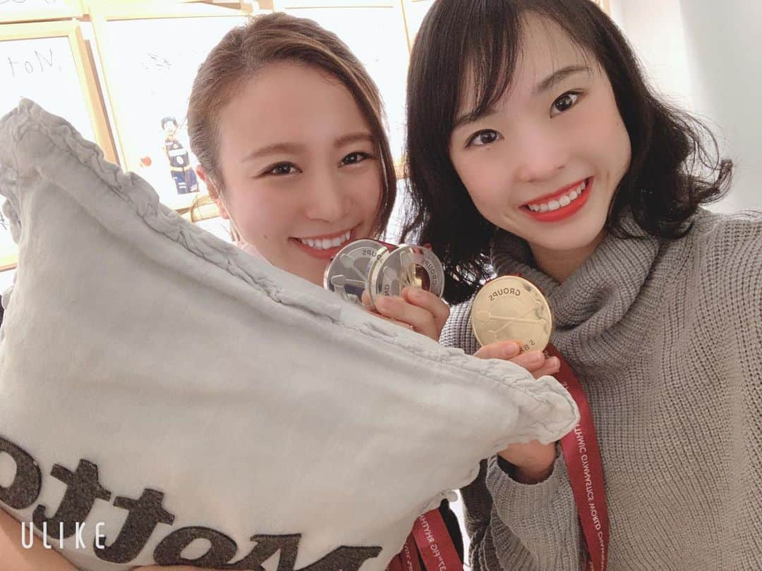 横田葵子のインスタグラム：「@motto_daikanyama に行ってきました！ 今回も舞華さんにお世話になりました🥰 色々お話ししてあっという間の時間でした！ 世界選手権も応援してくださってメダルを見せることができて、とても嬉しかったです🙇‍♀️ 新しく出来たmottoの下にあるにもカフェお邪魔させて頂きました！ 美味しいコーヒーなどがあります☕️ 皆さんも是非、美味しいコーヒーが飲みたくなったら行ってみてください☺️ 私はカフェラテを頂きました☕️とっても美味しかったです🥰  #motto #全身脱毛 #コーヒー #カフェ」