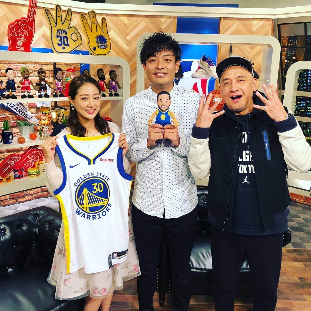 中村昌也のインスタグラム：「本日もデイリー9でした～✨ nbaRakutenで観れます‼️ 八村塁選手の試合情報も、今日の熱い試合も盛りだくさんです～✨ そして、なんとトニーパーカーが来日しますよ～✨スパーズレジェンドが…… 楽しみ過ぎる‼️ 詳しくは LPリンク https://tv.rakuten.co.jp/static/nba/rakuten/cpn/201911/ #nba」