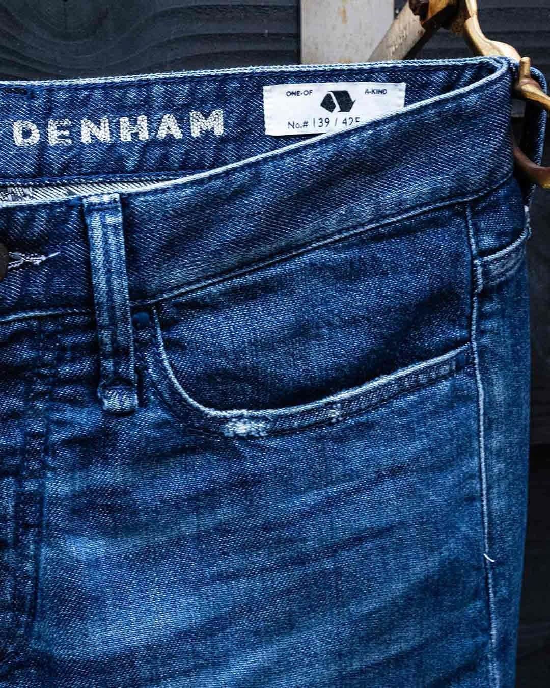 denham_japanさんのインスタグラム写真 - (denham_japanInstagram)「BIODEGRADABLE. Proven to disintegrate within 6 months. In accordance with EN13432 standard.⁠⠀ ⁠⠀ CANDIANI x DENHAM⁠⠀ ⁠⠀ See link in bio⁠⠀ ⁠⠀ #denham⁠⠀ #denhamthejeanmaker⁠⠀ #stretchdenim⁠⠀ #candiani⁠⠀ #candianidenim⁠⠀ #biodegradable⁠⠀ #truthisinthedetails」11月21日 22時49分 - denham_japan_by_aki_negishi