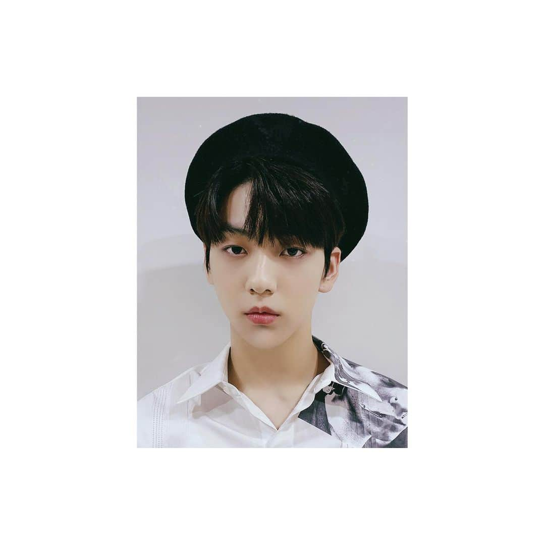 Tomorrow X Togetherさんのインスタグラム写真 - (Tomorrow X TogetherInstagram)「SOOBIN rec. #SOOBINrec #투모로우바이투게더 #TXT #SOOBIN #수빈 #TOMORROW_X_TOGETHER #TheDreamChapter #MAGIC」11月21日 23時00分 - txt_bighit