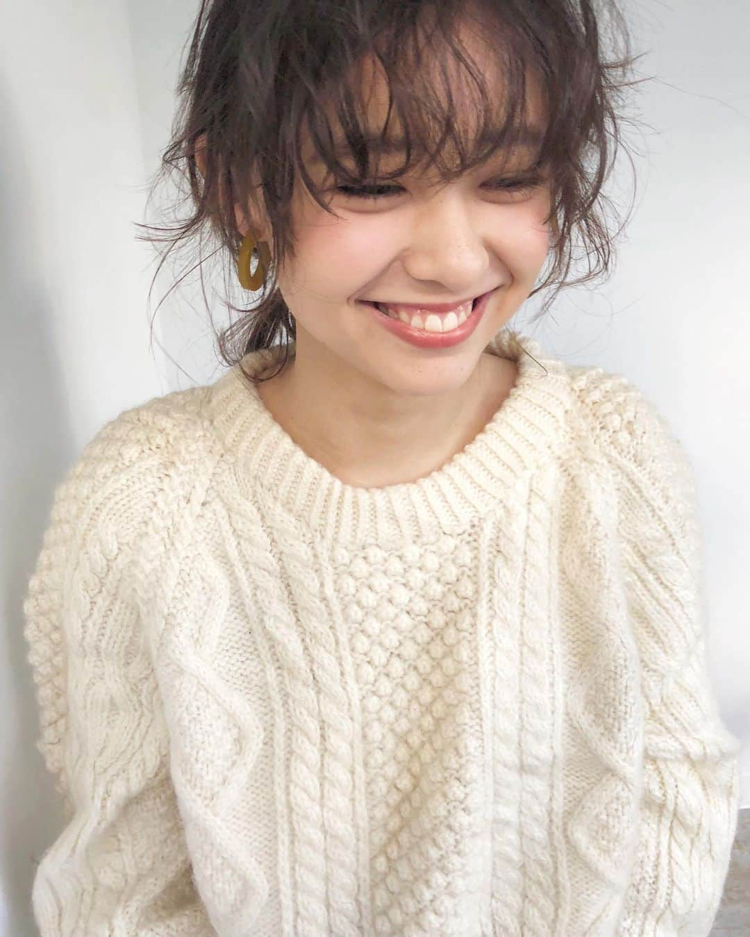 和田美由紀さんのインスタグラム写真 - (和田美由紀Instagram)「🐰💕💕#miyuwada_hair  #hair#hairarrange#hairstyle#arrange#wadami_arrange#ヘアスタイル#ウェディング#ブライダル#ヘアアレンジ#ヘア#アレンジ#ファッション#ヘアメイク#メイク#愛知#名古屋#美容師#美容室#LOREN#lorensalon#threecosmetics#シマリンググローデュオ #エピックミニダッシュ」11月21日 23時09分 - miyuwada